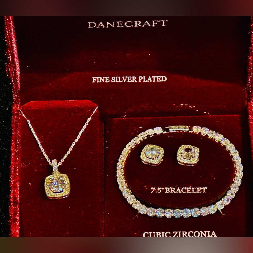 Fine Silver 3 Piece Cubic Zirconia Set (Necklace, Earrings and Bracelet)